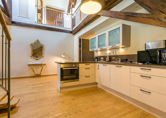 Апартаменты Le Mucie*****loft Au Centre De *